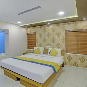 Hotel Treebo Trip Majestic Inn Thampanoor, Thiruvananthapuram