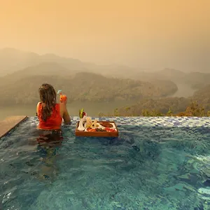 ragamaya-resort-spa-munnar.hotels-munnar.com/